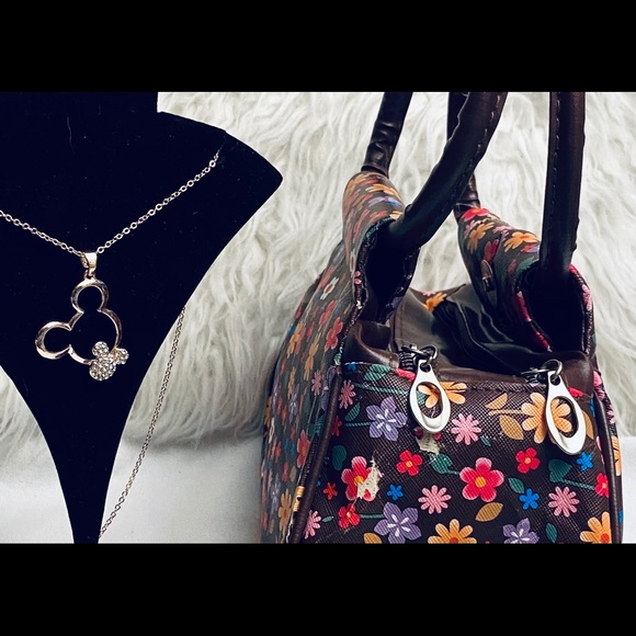 BNWT Adorable HCC Mini Designer Hand Bag, Small, Free Minnie Mouse Necklace - Picture 7 of 8
